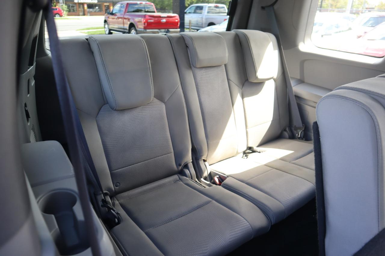 Honda Pilot LX 4WD 5-Spd AT 2015