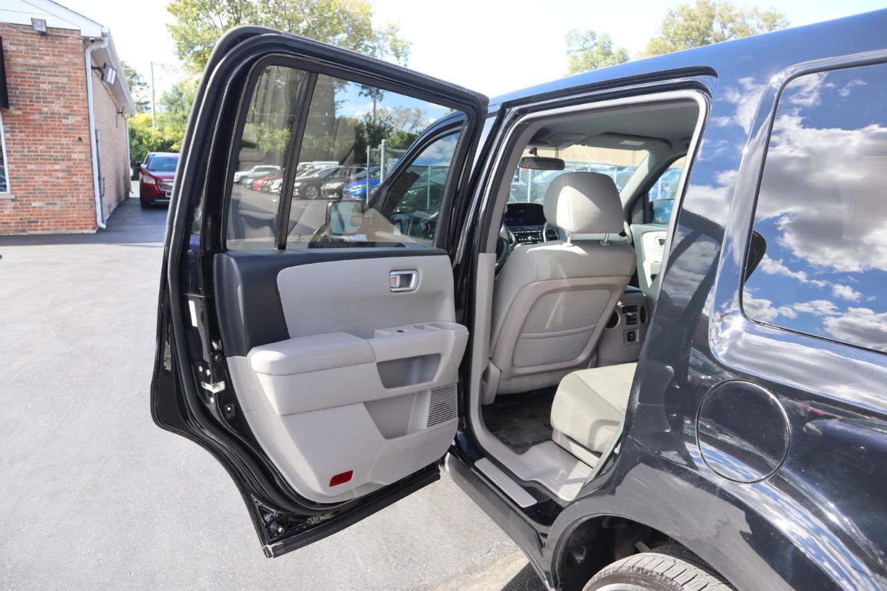 Honda Pilot LX 4WD 5-Spd AT 2015