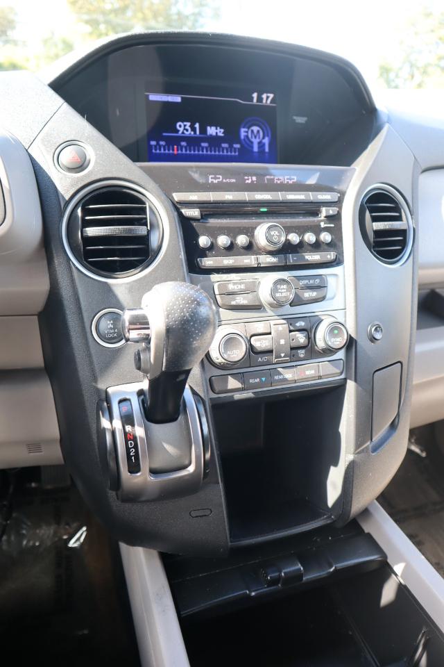 Honda Pilot LX 4WD 5-Spd AT 2015