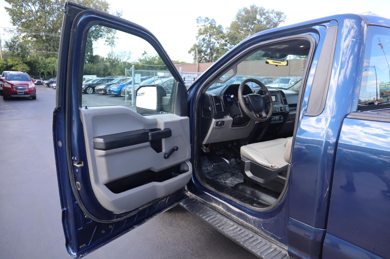 Ford F-150 XLT 8-ft. Bed 2WD 2016
