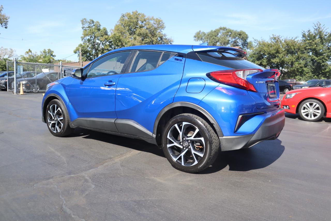 Toyota C-HR XLE 2018