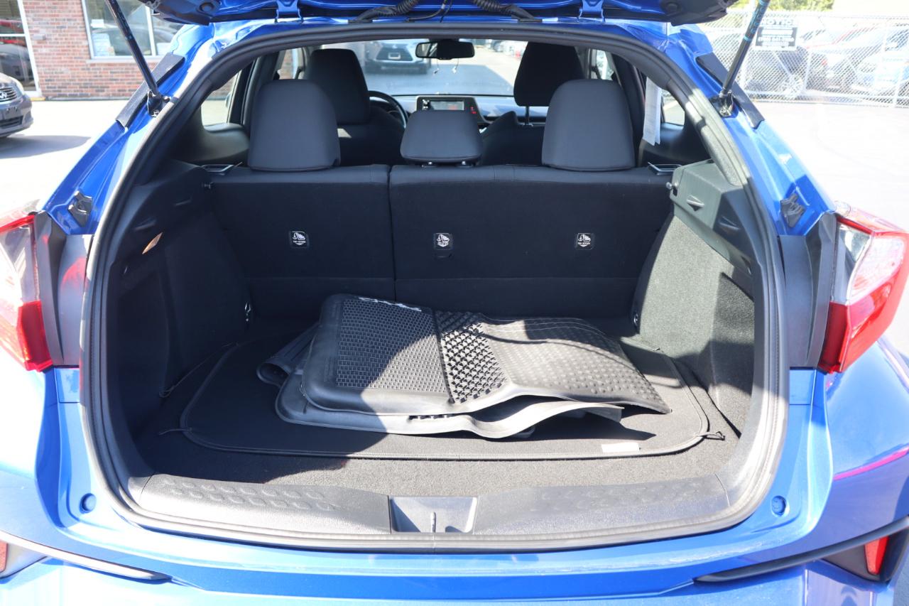 Toyota C-HR XLE 2018