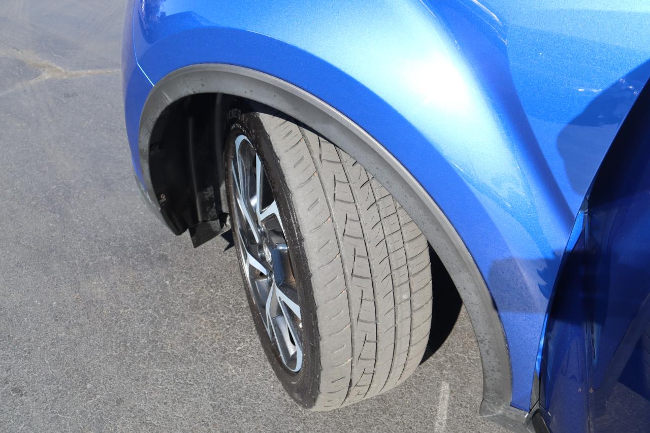 Toyota C-HR XLE 2018