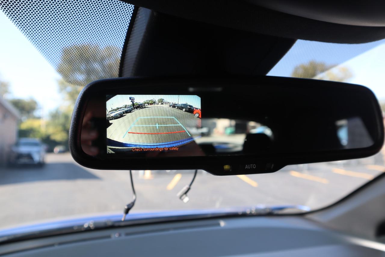 Toyota C-HR XLE 2018