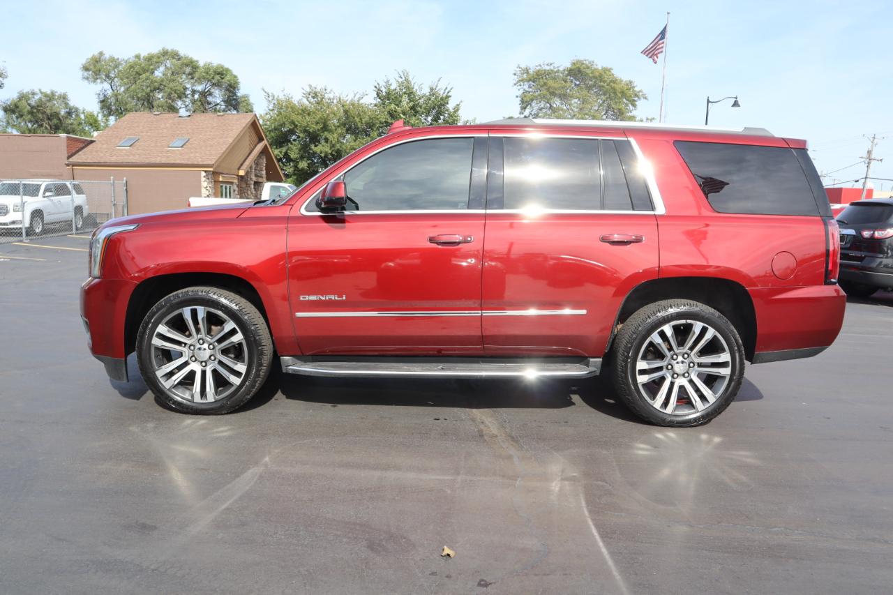 GMC Yukon Denali 4WD 2017