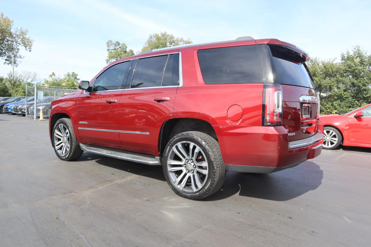 GMC Yukon Denali 4WD 2017