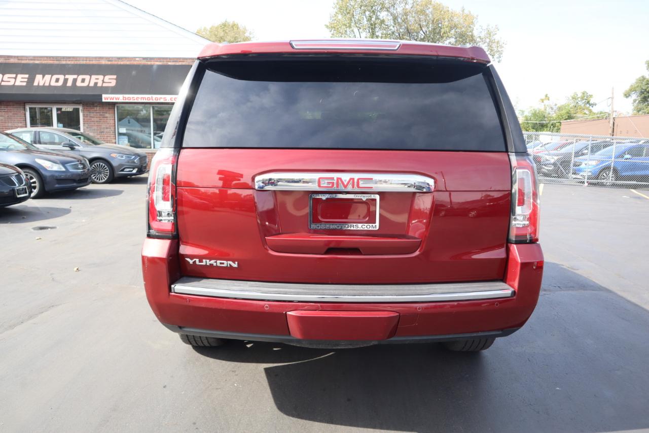 GMC Yukon Denali 4WD 2017