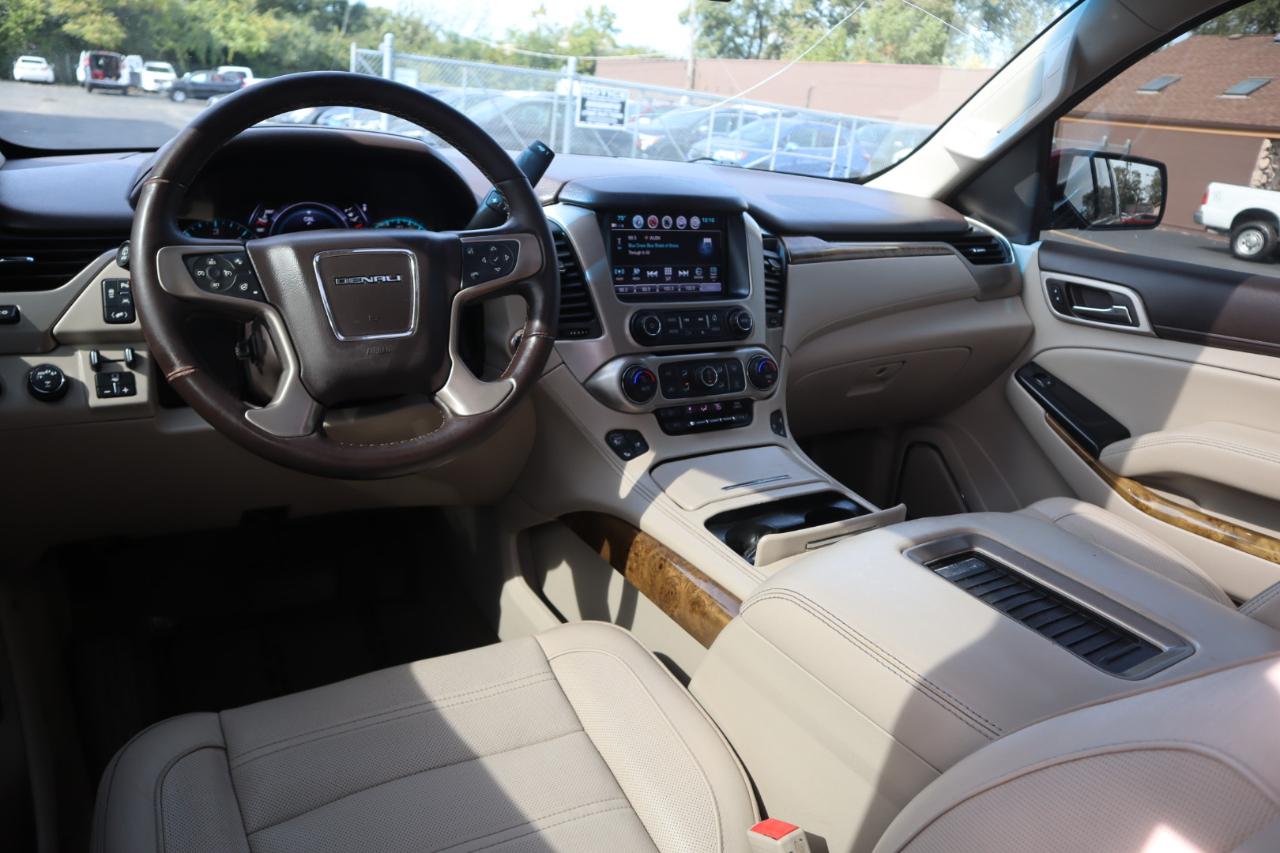 GMC Yukon Denali 4WD 2017