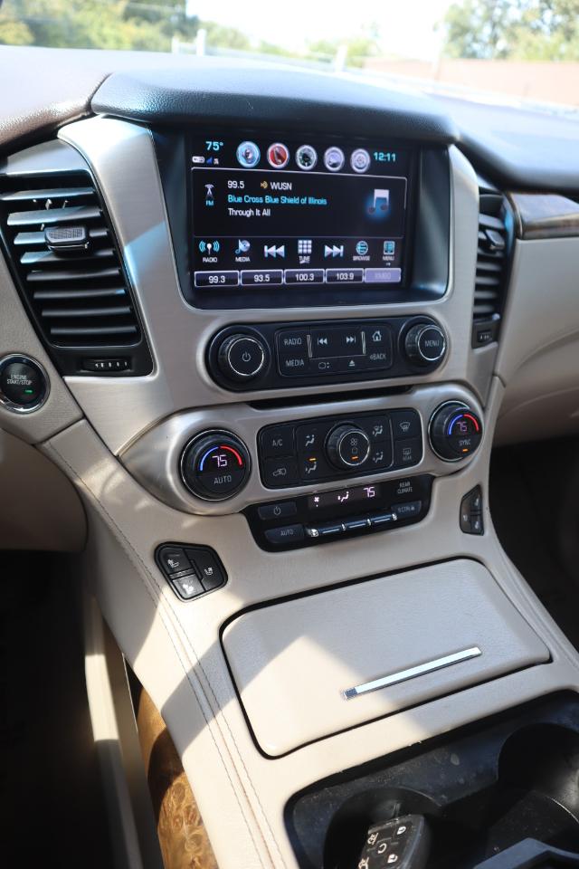GMC Yukon Denali 4WD 2017