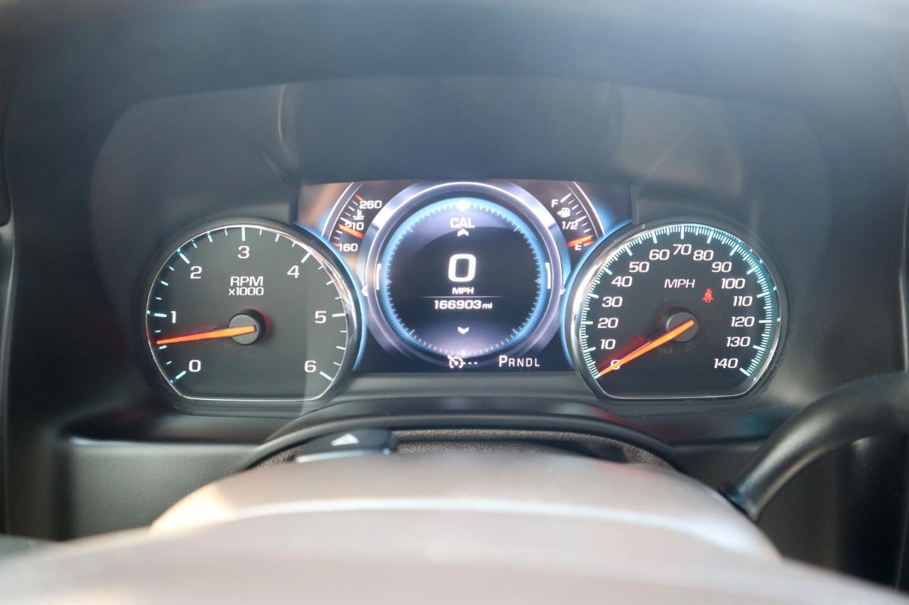 GMC Yukon Denali 4WD 2017