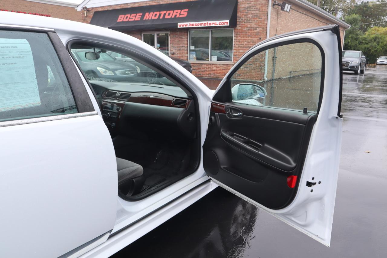 Chevrolet Impala LS 2010