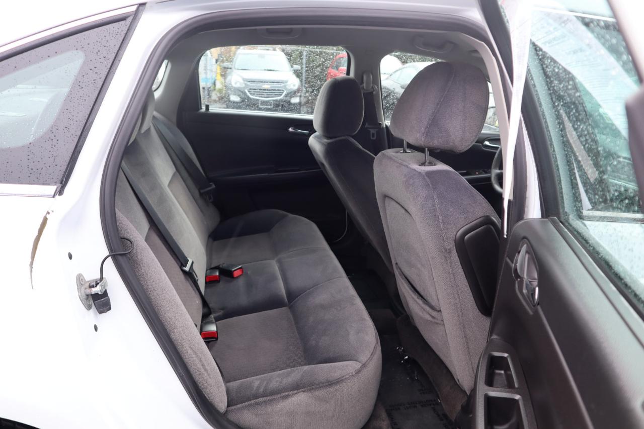 Chevrolet Impala LS 2010