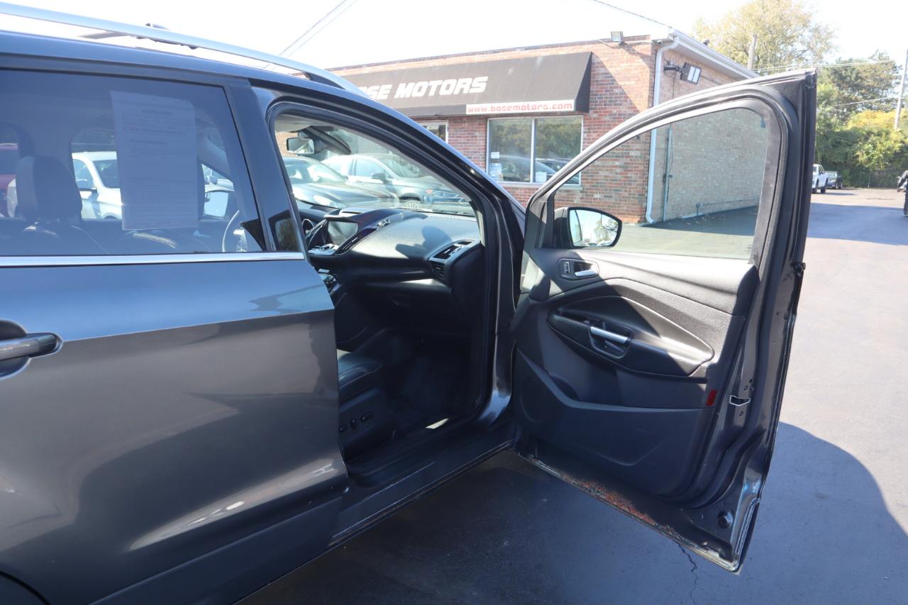 Ford Escape Titanium 4WD 2015