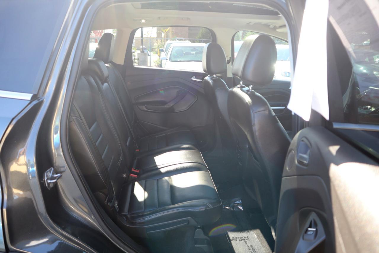 Ford Escape Titanium 4WD 2015