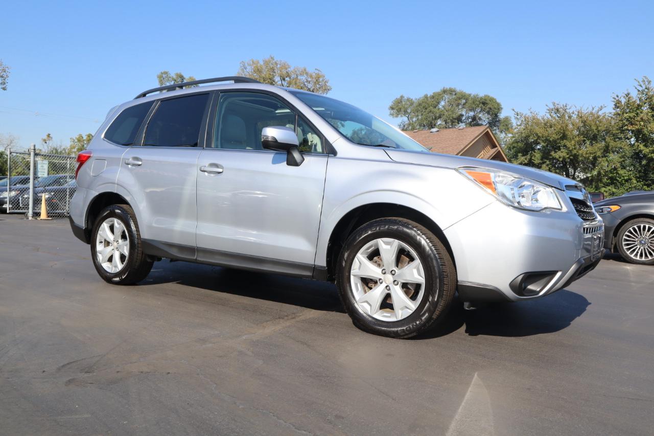 Subaru Forester 2.5i Touring 2014