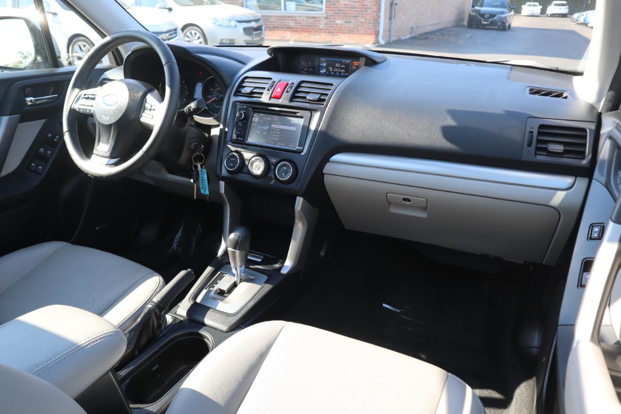 Subaru Forester 2.5i Touring 2014