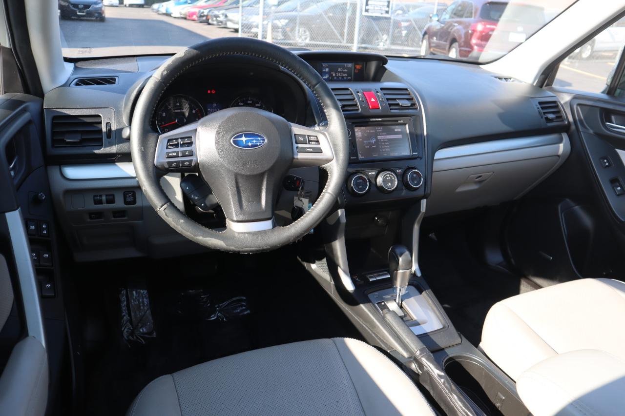Subaru Forester 2.5i Touring 2014
