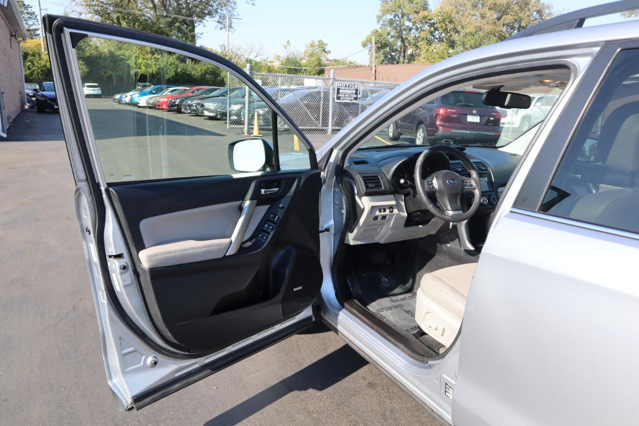 Subaru Forester 2.5i Touring 2014