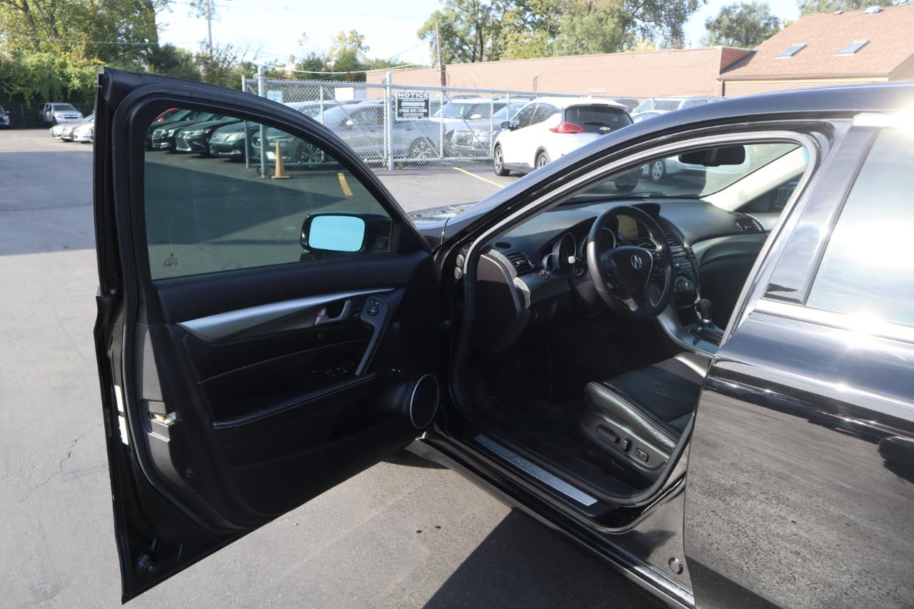 Acura TL 5-Speed AT SH-AWD with Tech Package 2010