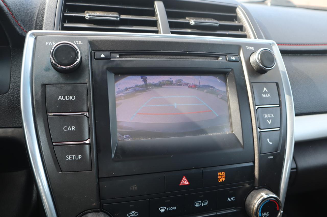 Toyota Camry SE 2017