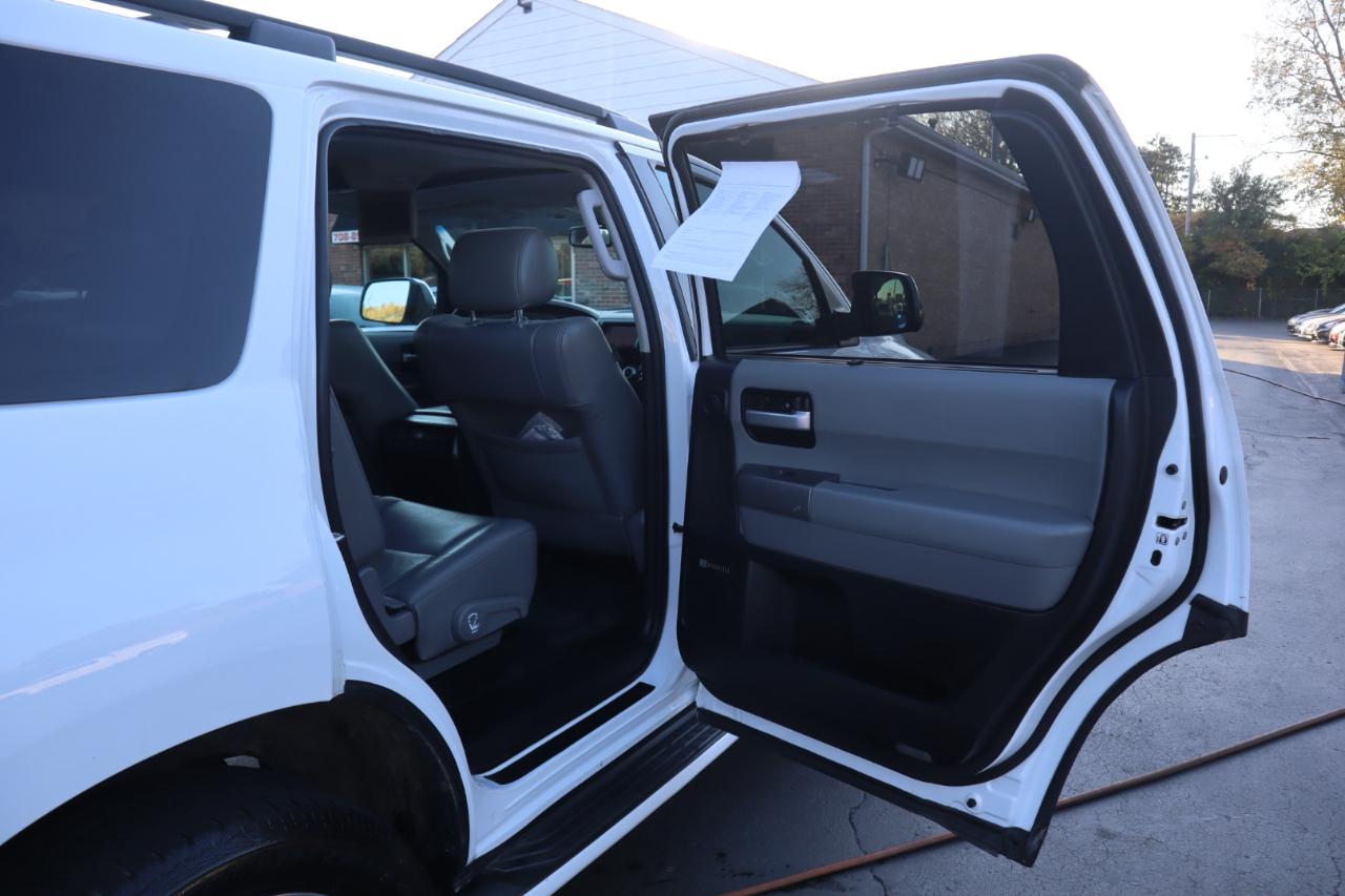 Toyota Sequoia Limited 4WD FFV 2013