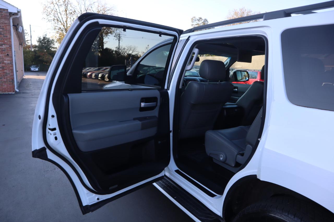 Toyota Sequoia Limited 4WD FFV 2013