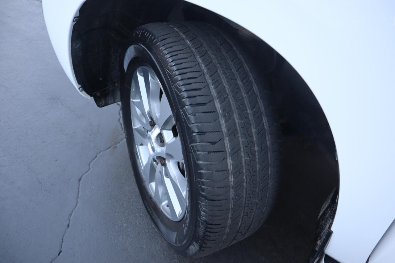 Toyota Sequoia Limited 4WD FFV 2013
