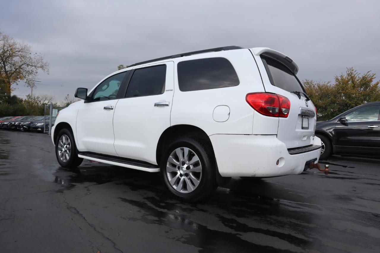 Toyota Sequoia Limited 4WD FFV 2013
