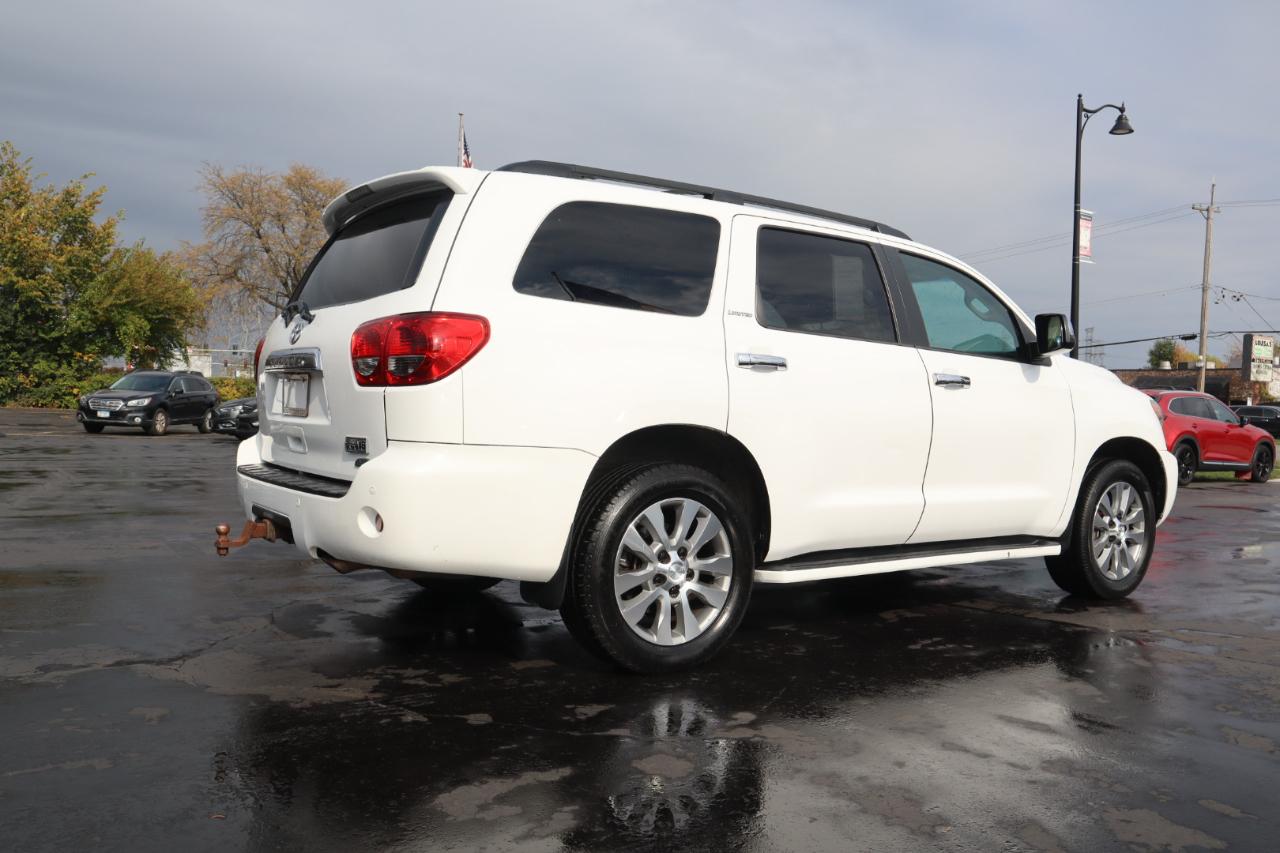 Toyota Sequoia Limited 4WD FFV 2013