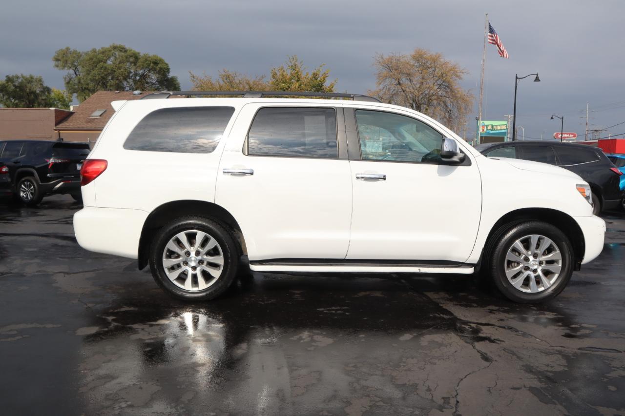 Toyota Sequoia Limited 4WD FFV 2013