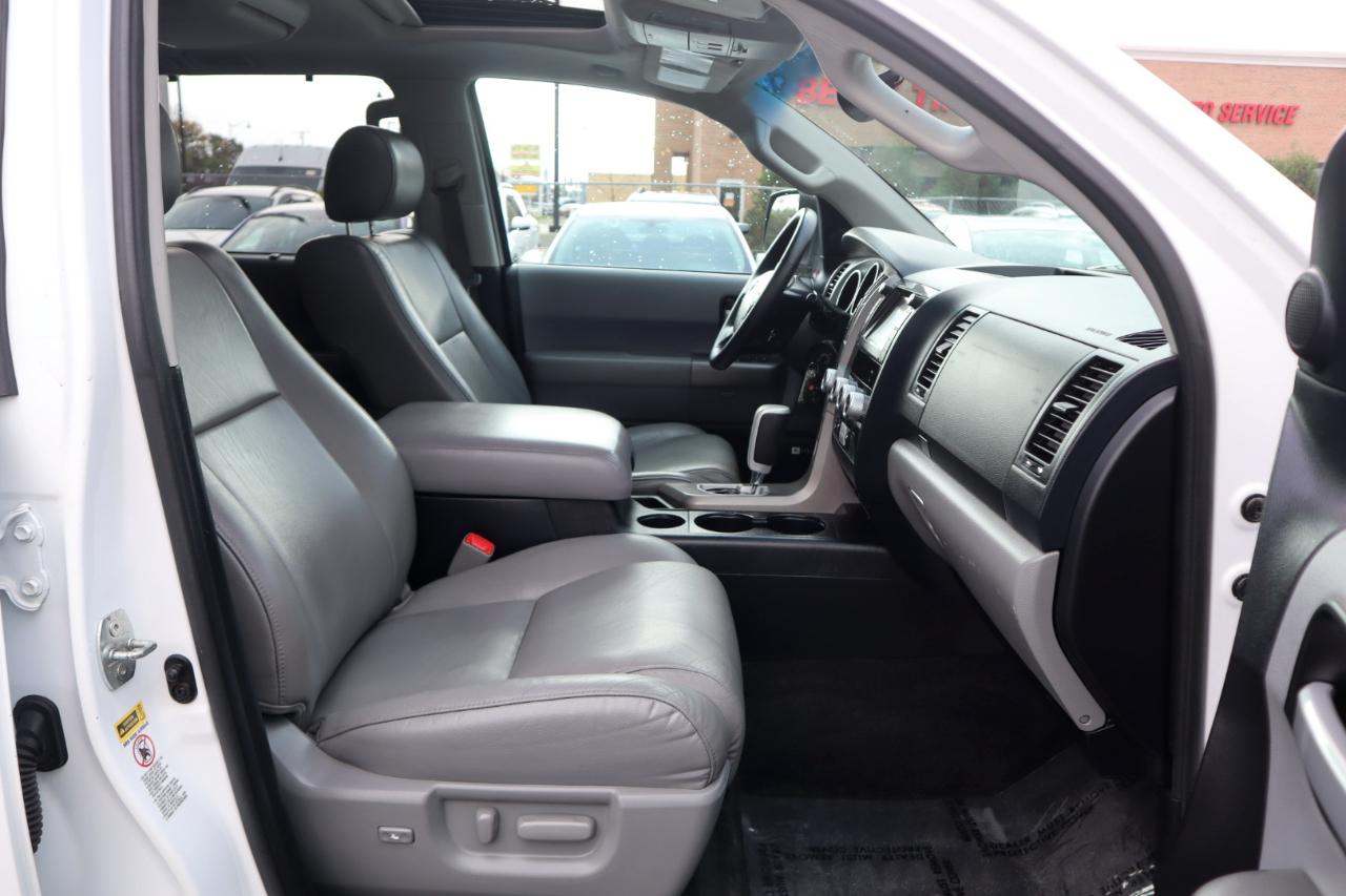 Toyota Sequoia Limited 4WD FFV 2013