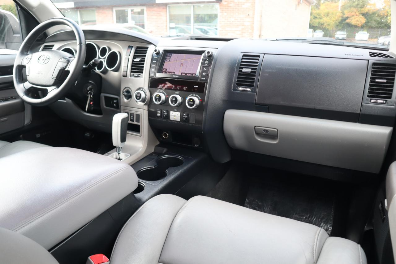 Toyota Sequoia Limited 4WD FFV 2013
