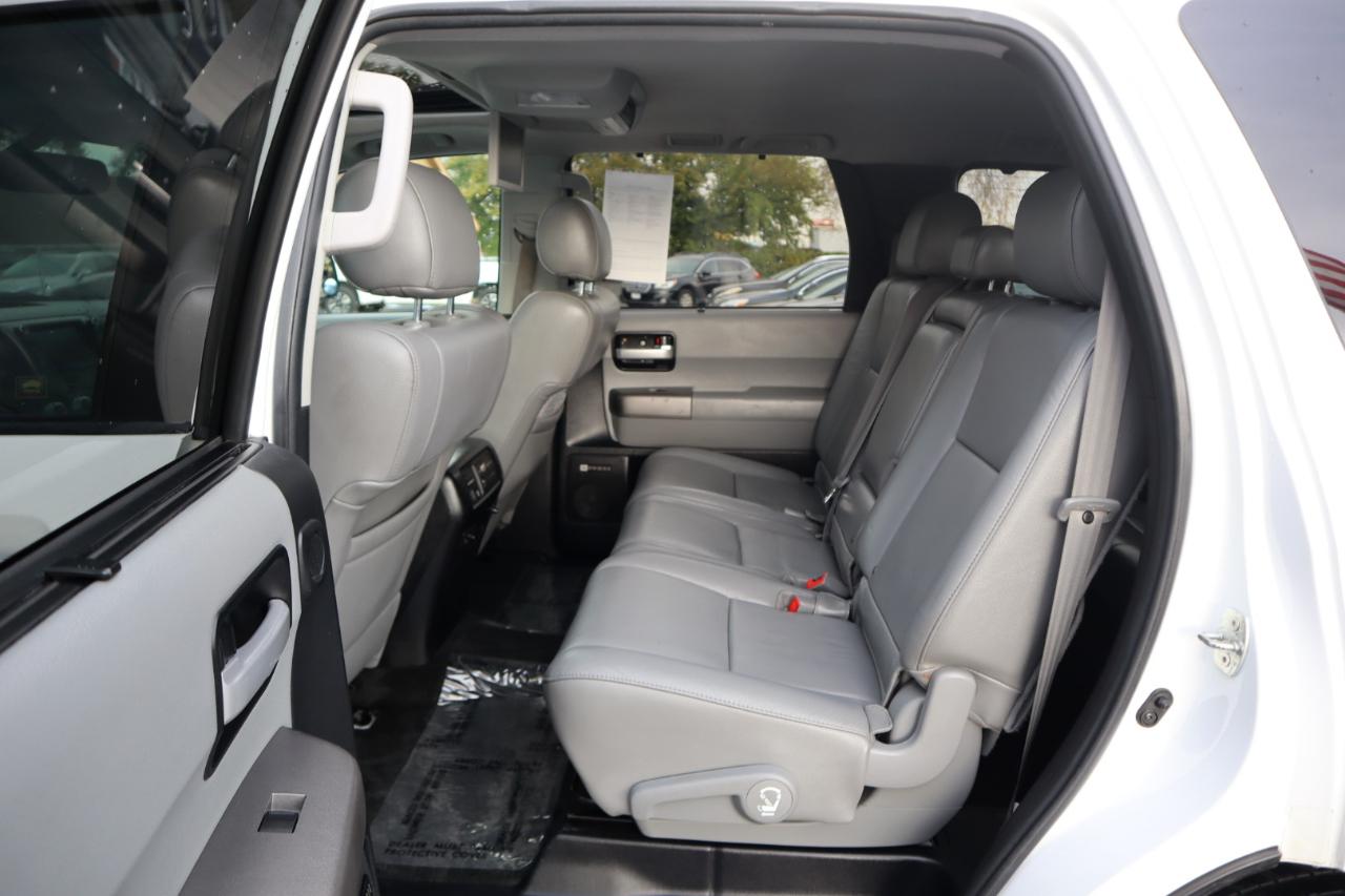 Toyota Sequoia Limited 4WD FFV 2013