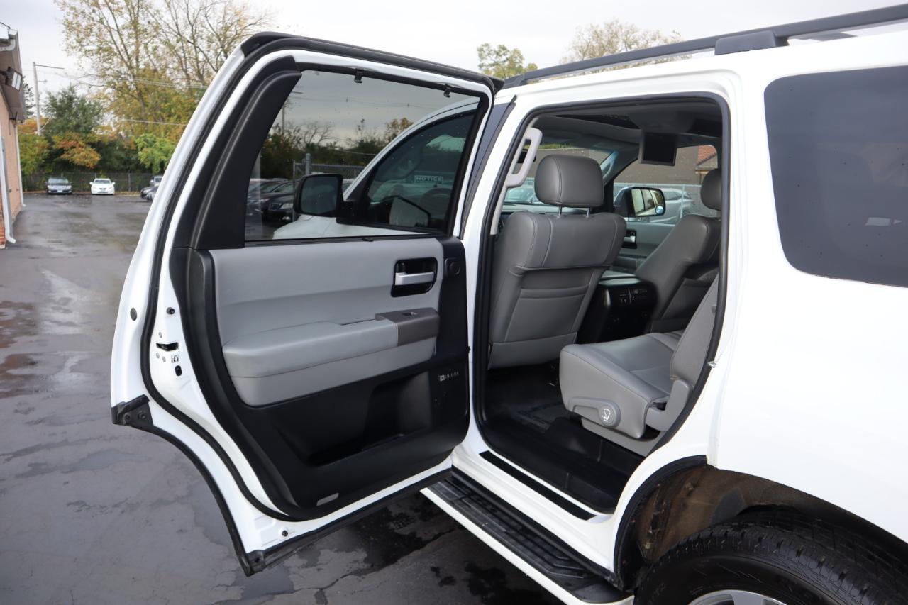 Toyota Sequoia Limited 4WD FFV 2013