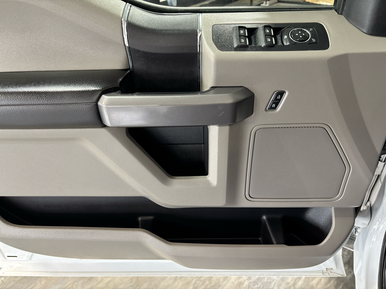 Ford F-150  2020 Ford F-150  2020