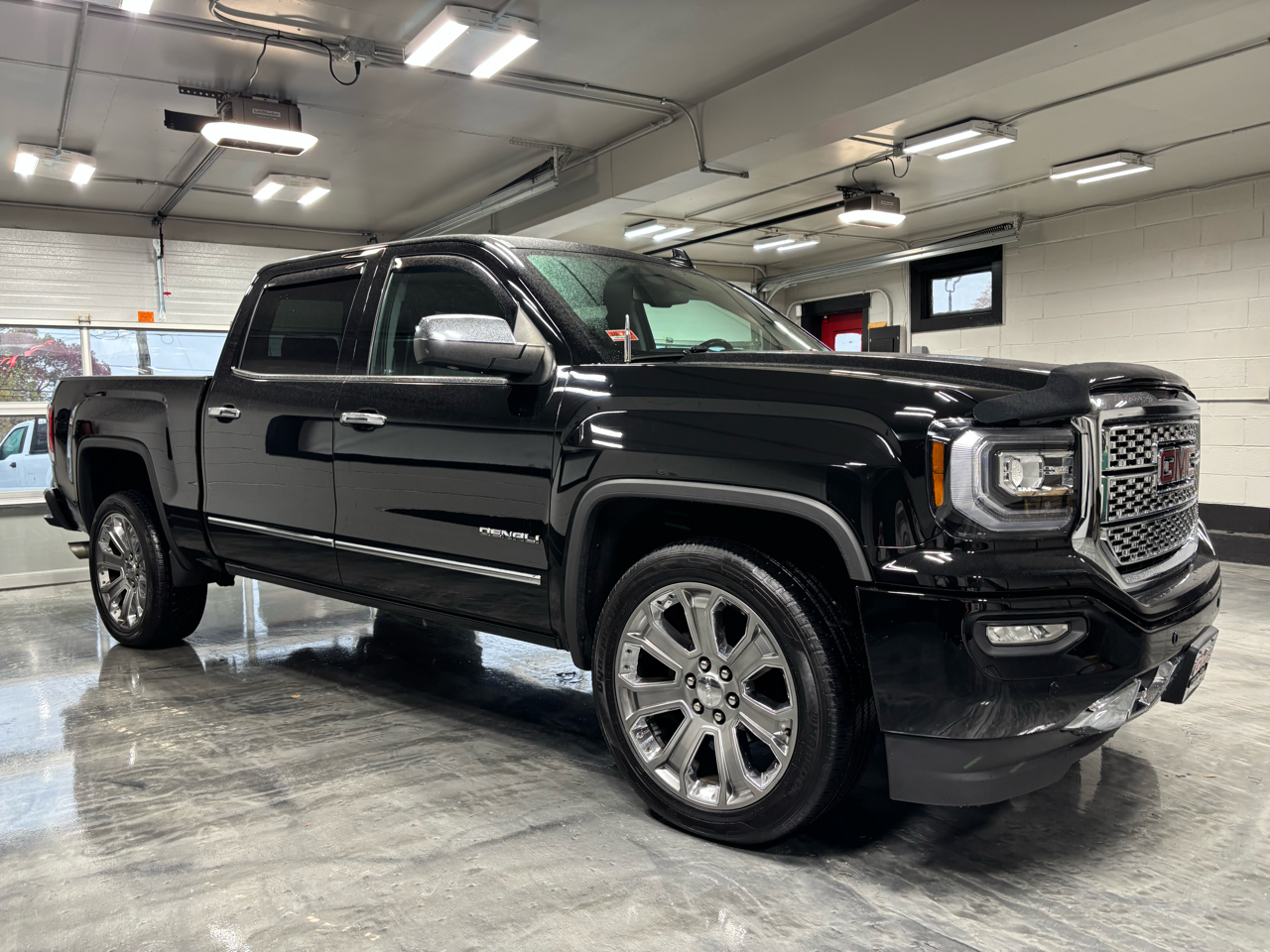 2018 GMC Sierra 1500 4WD Crew Cab Denali