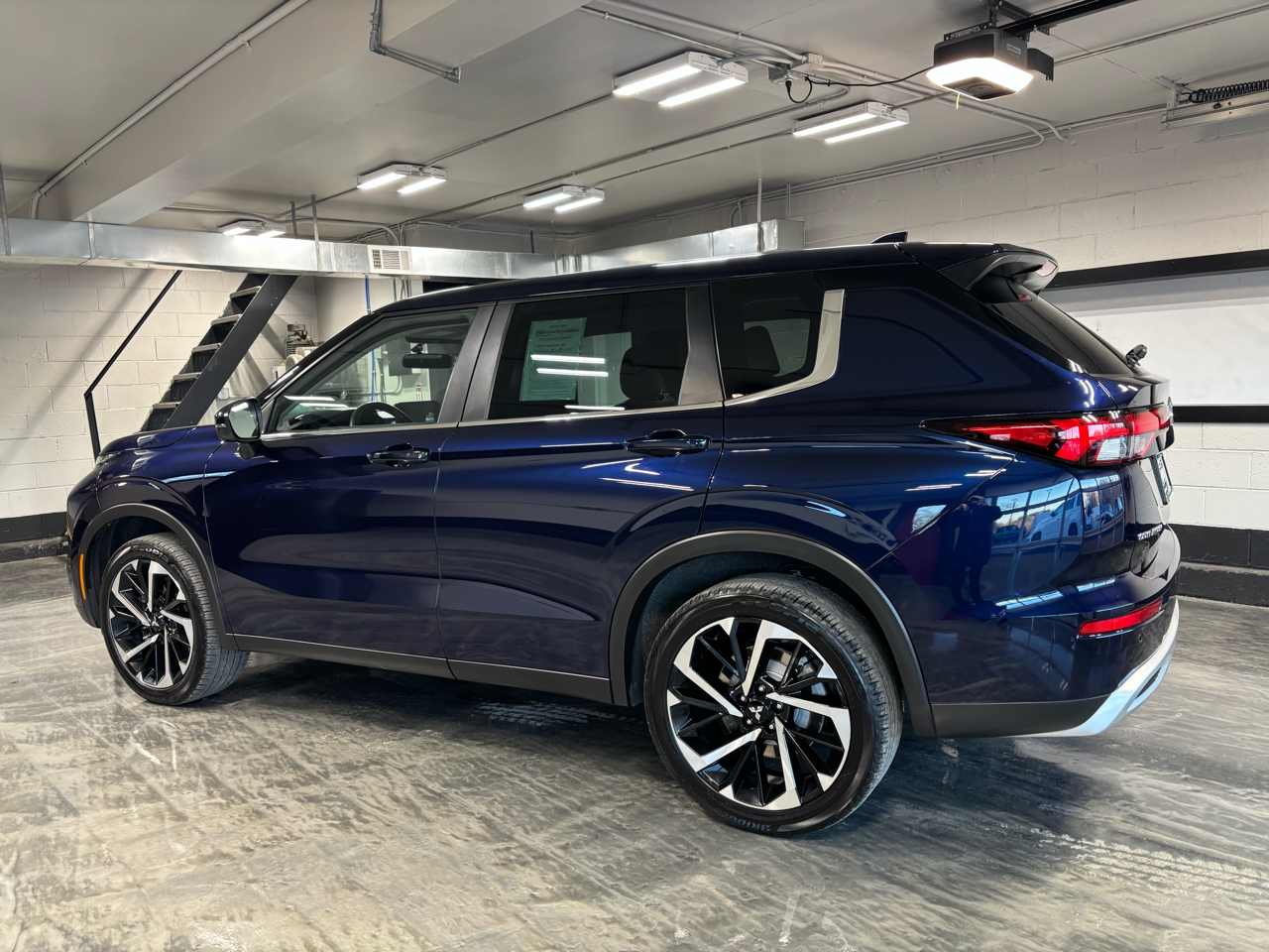 Mitsubishi Outlander SE Black Edition S-AWC 2023