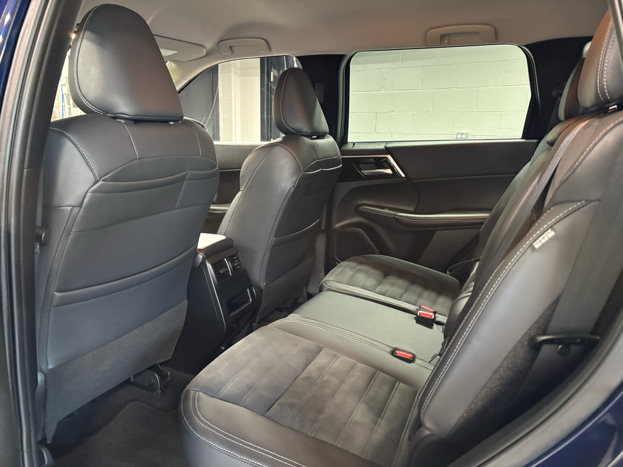 Mitsubishi Outlander SE Black Edition S-AWC 2023