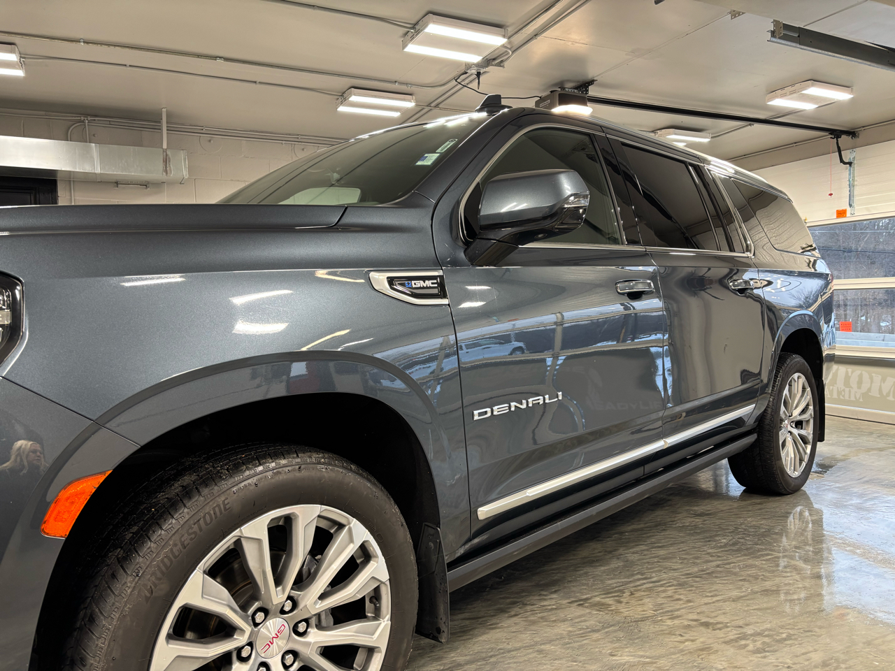 GMC Yukon XL 4WD 4dr Denali 2021