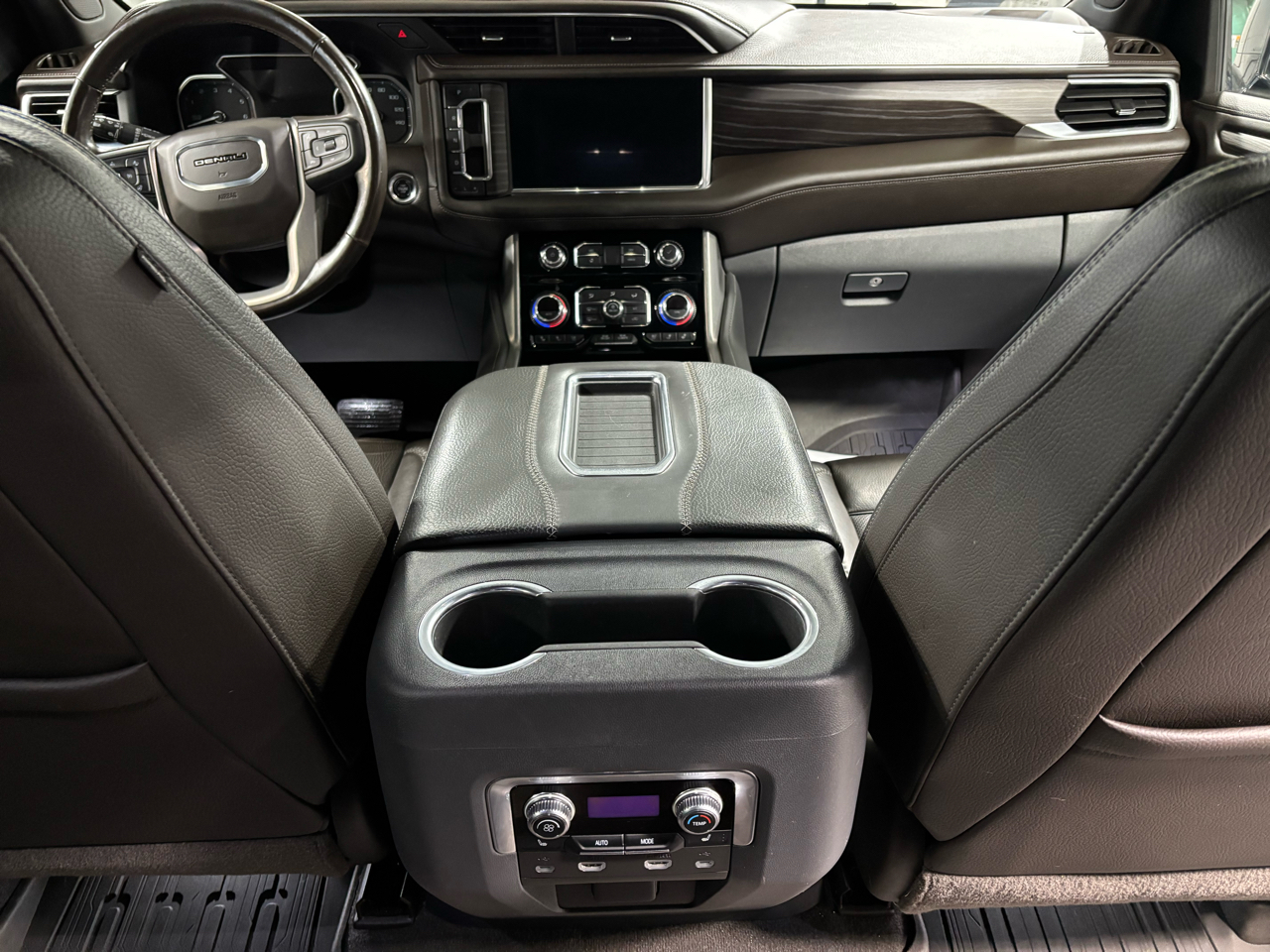 GMC Yukon XL 4WD 4dr Denali 2021