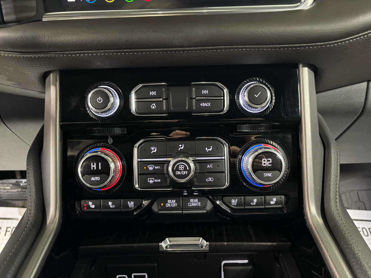 GMC Yukon XL 4WD 4dr Denali 2021