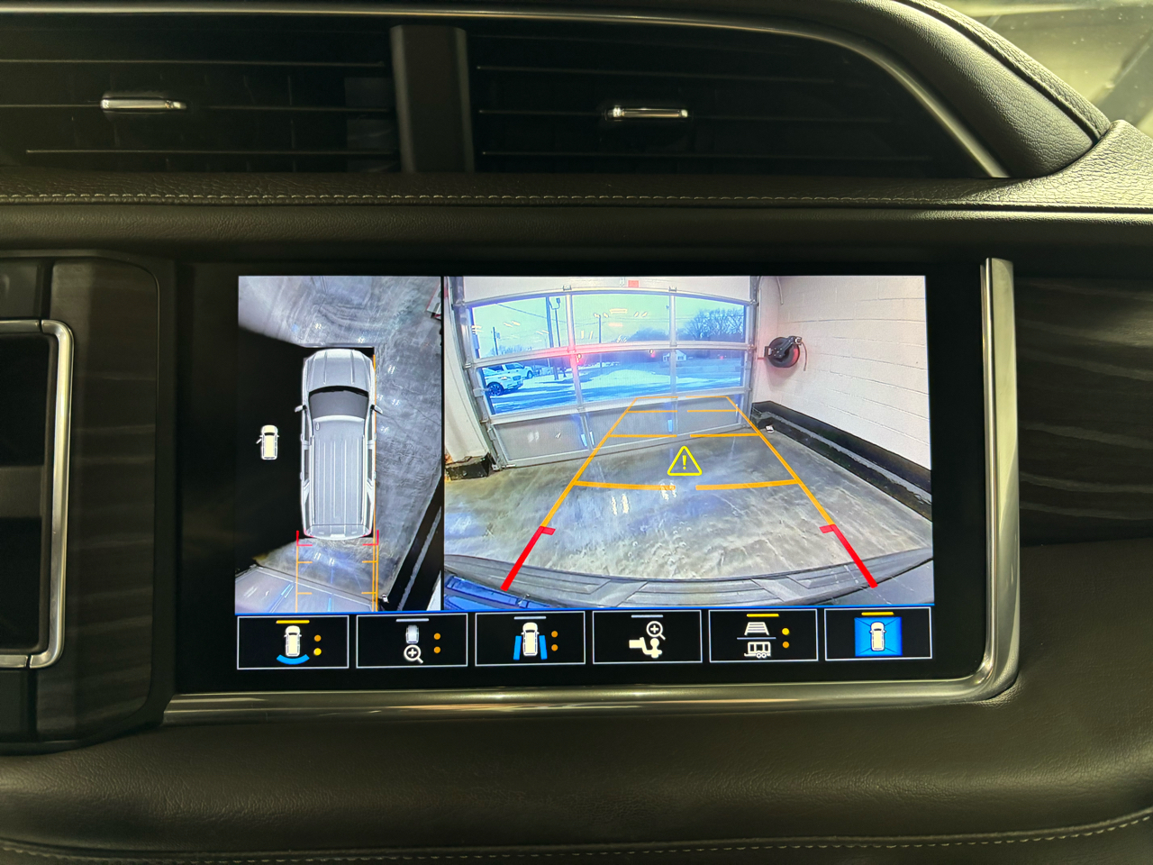 GMC Yukon XL 4WD 4dr Denali 2021