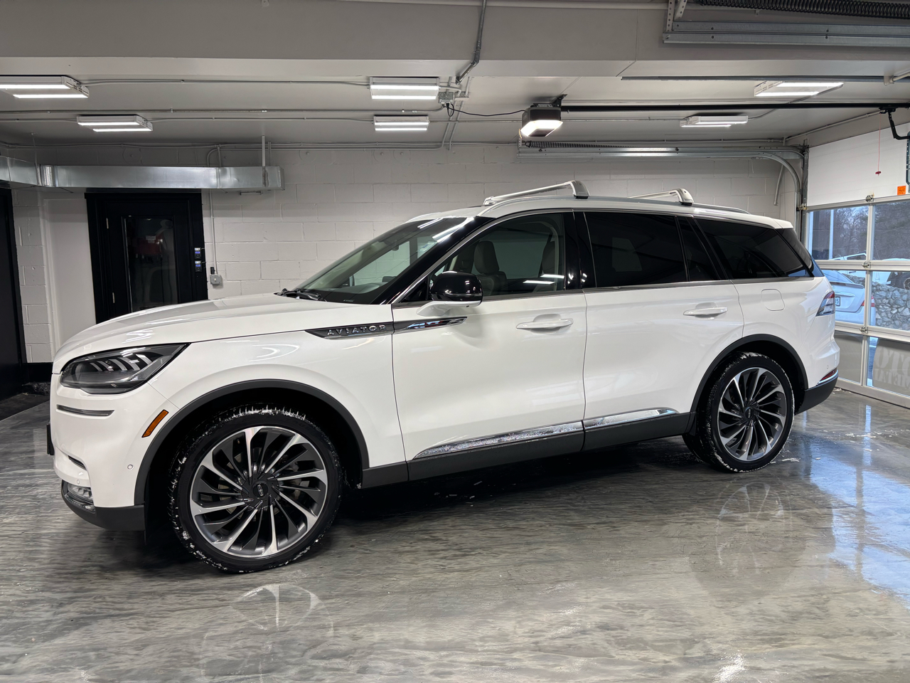 Lincoln Aviator Reserve AWD 2021