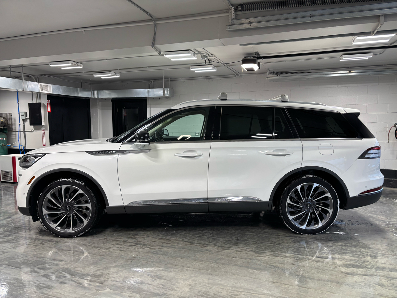 Lincoln Aviator Reserve AWD 2021