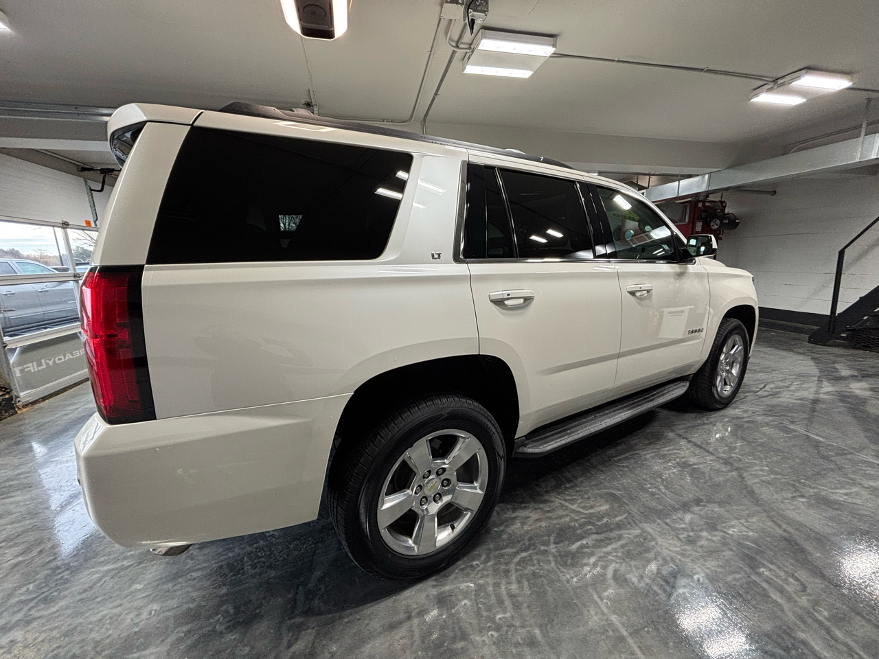 Chevrolet Tahoe 4WD 4dr LT 2015