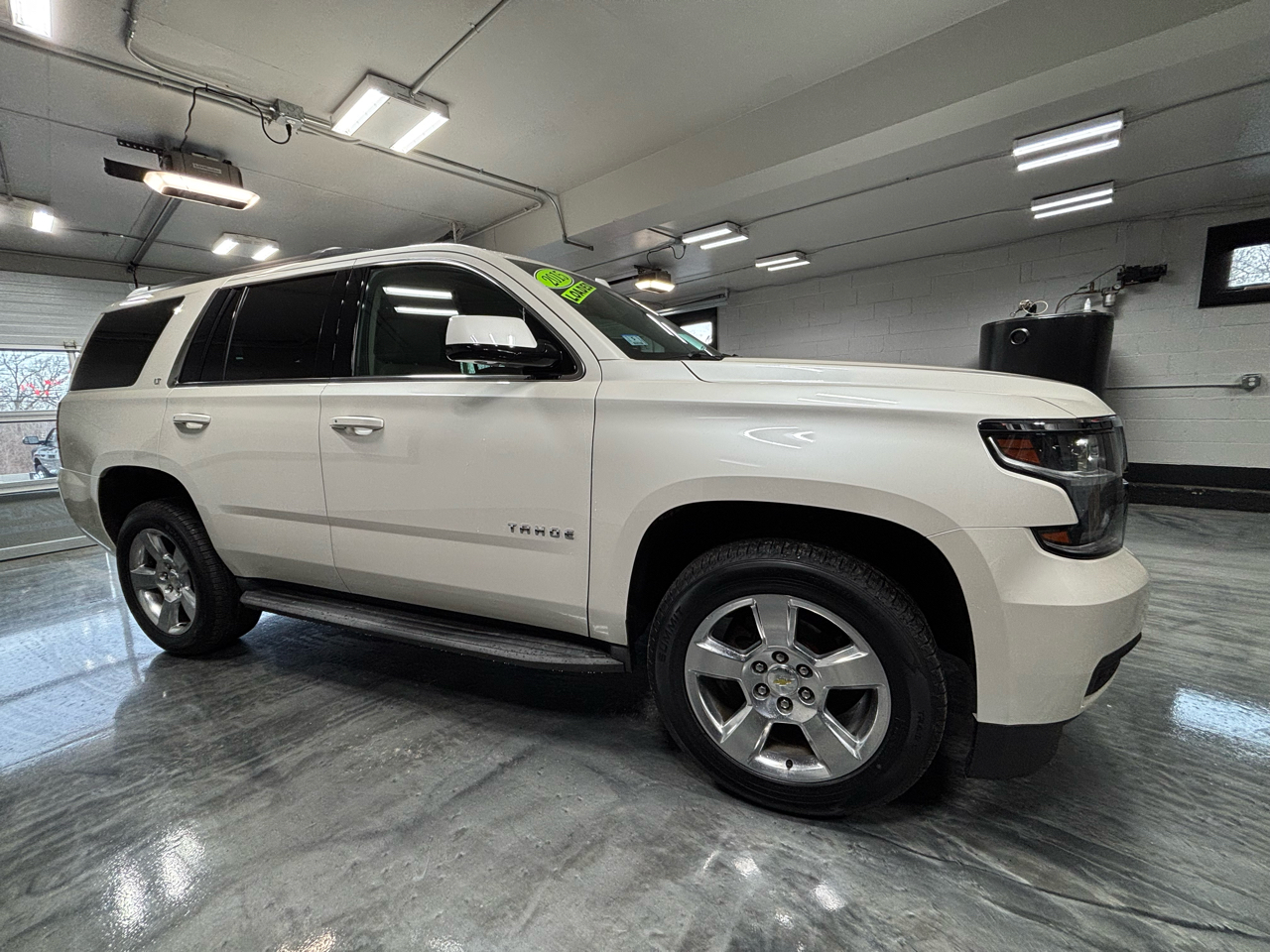 Chevrolet Tahoe 4WD 4dr LT 2015