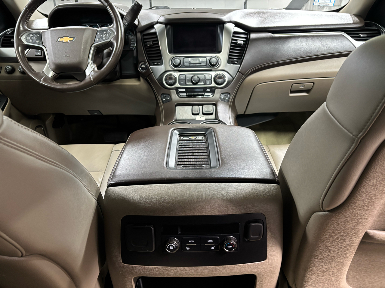 Chevrolet Tahoe 4WD 4dr LT 2015