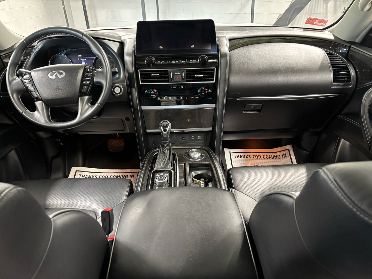 Infiniti QX80 LUXE AWD 2022