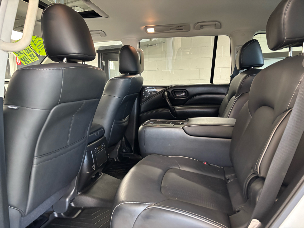 Infiniti QX80 LUXE AWD 2022