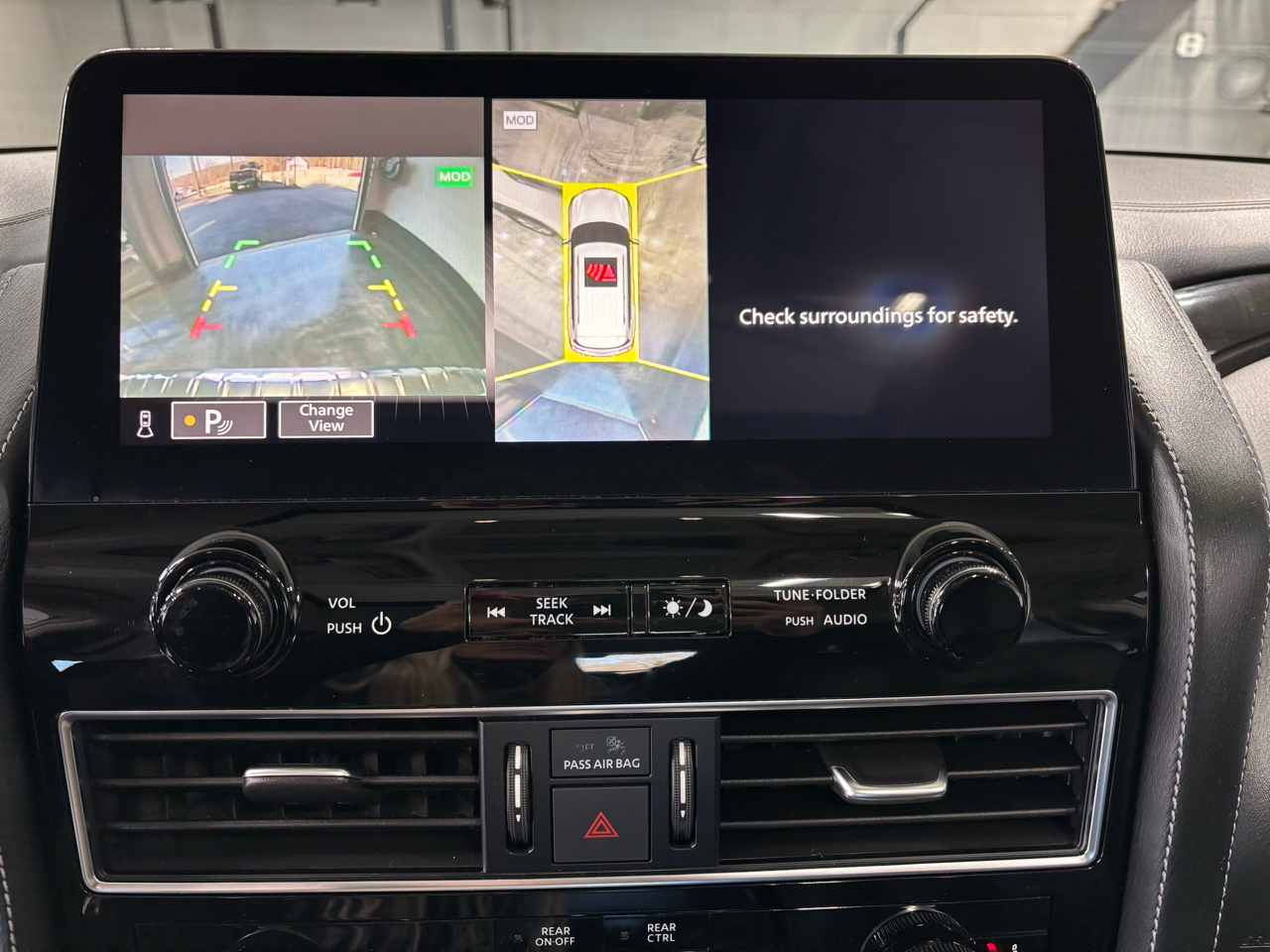 Infiniti QX80 LUXE AWD 2022